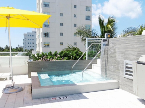 Leslie Hotel image 15